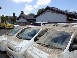 お車が地下駐車場で水没車に Car Techno Japan Assist